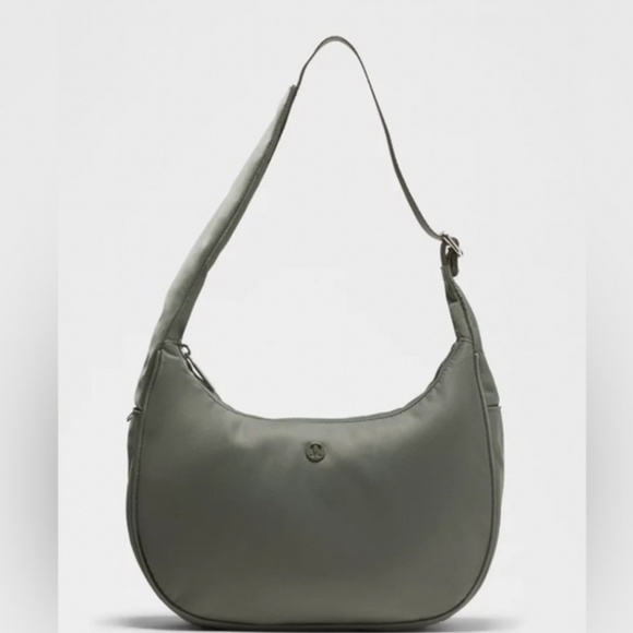 Lululemon city essentials shoulder nag - Picture 1 of 5